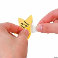 New 🥰 “Names of Jesus” Wreath Craft Kit- Makes 12 🛒 -Cheap Christmas Crafts Store names of jesus wreath craft kit makes 1248 1470 a02